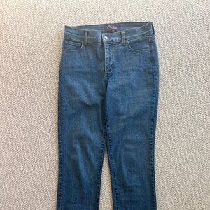 NYDJ jeans • size 4